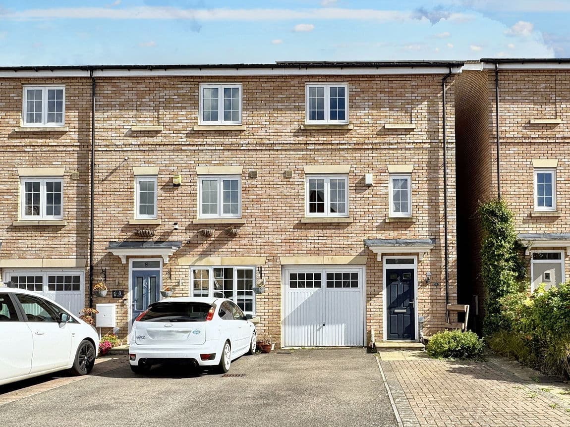 Redshank Close, Soham, Cambridgeshire, CB7 5FG