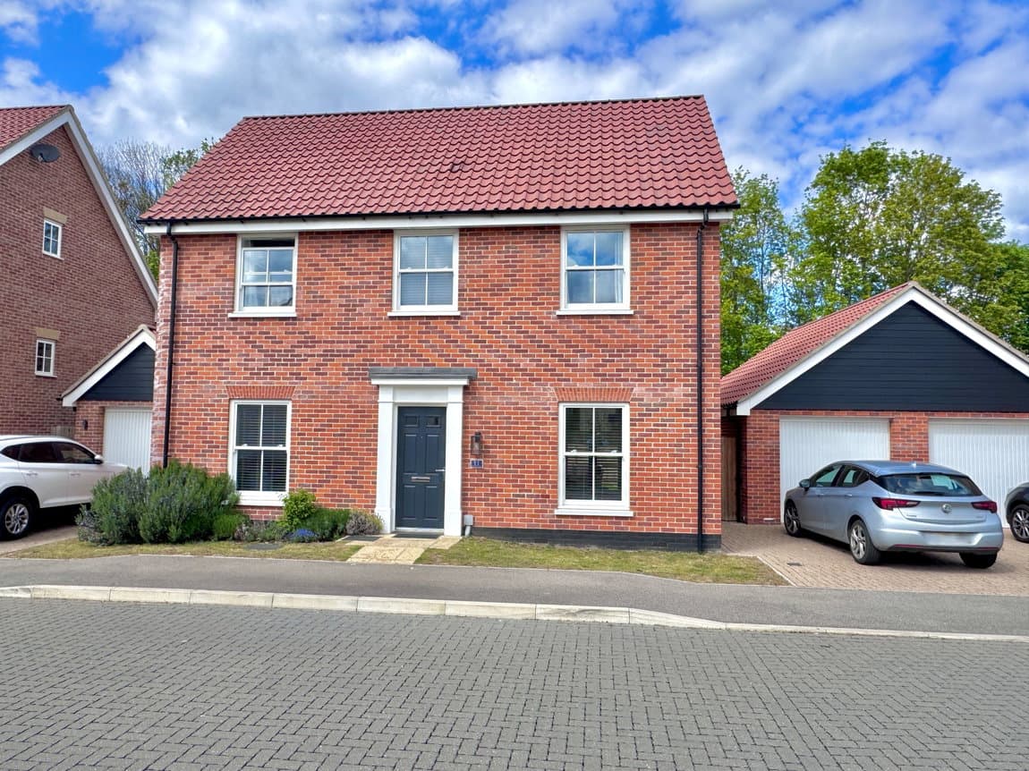 Skimmer Chase, Soham, Cambridgeshire, CB7 6AW