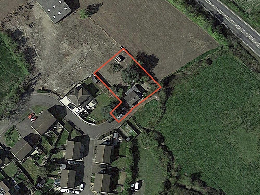 SOHAM - Bancroft Lane - £300,000