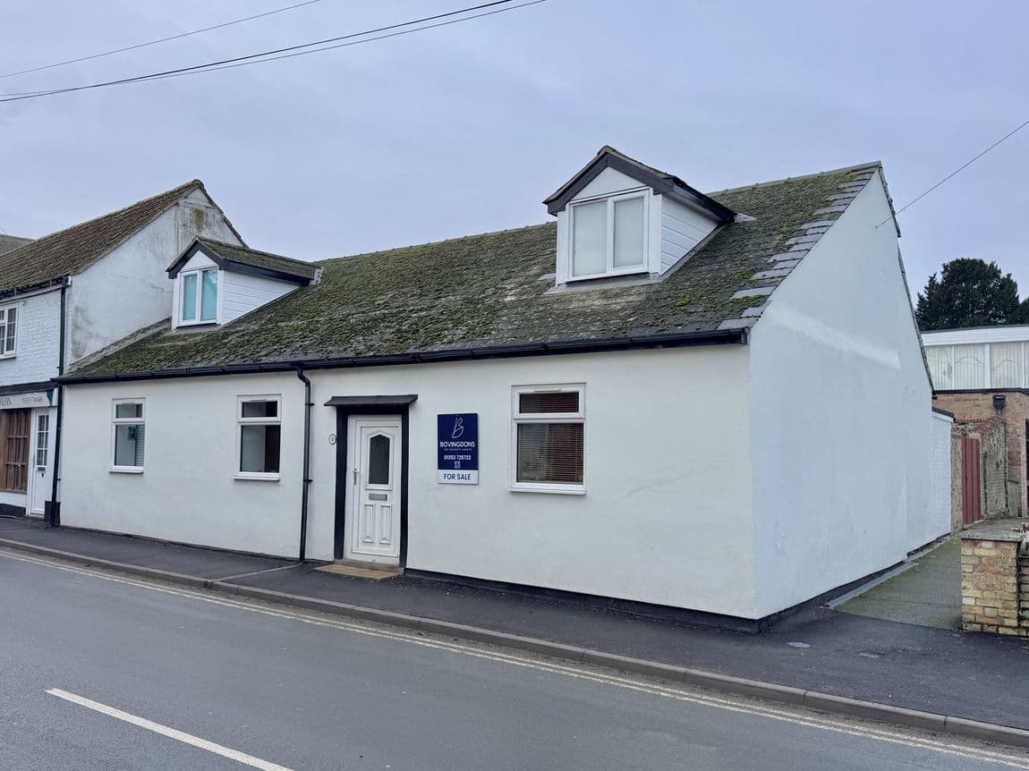 Station Road, Haddenham, Cambridgeshire, CB6 3XD