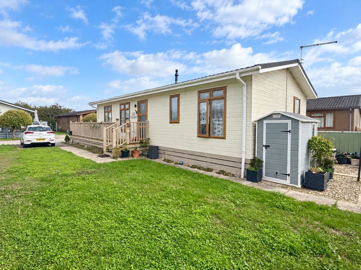 Cambridge Road, Stretham, Ely, Cambridgeshire, CB6 3FS